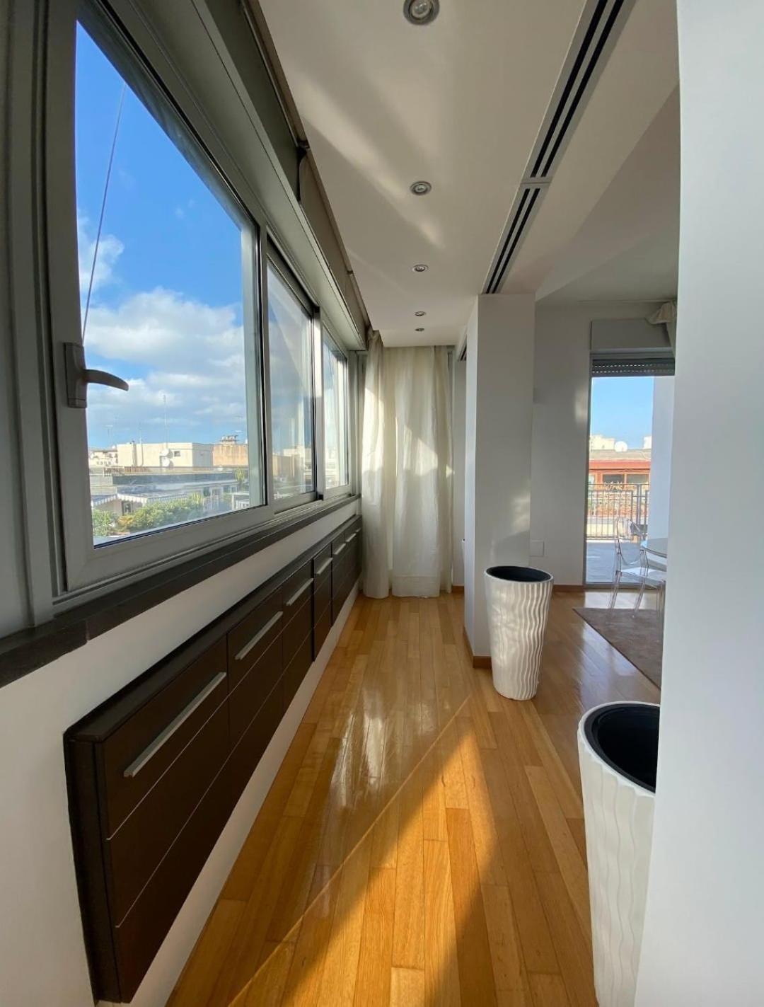 Attico Reale - In Centro, Tra Stazione E Bari Vecchia Extérieur photo